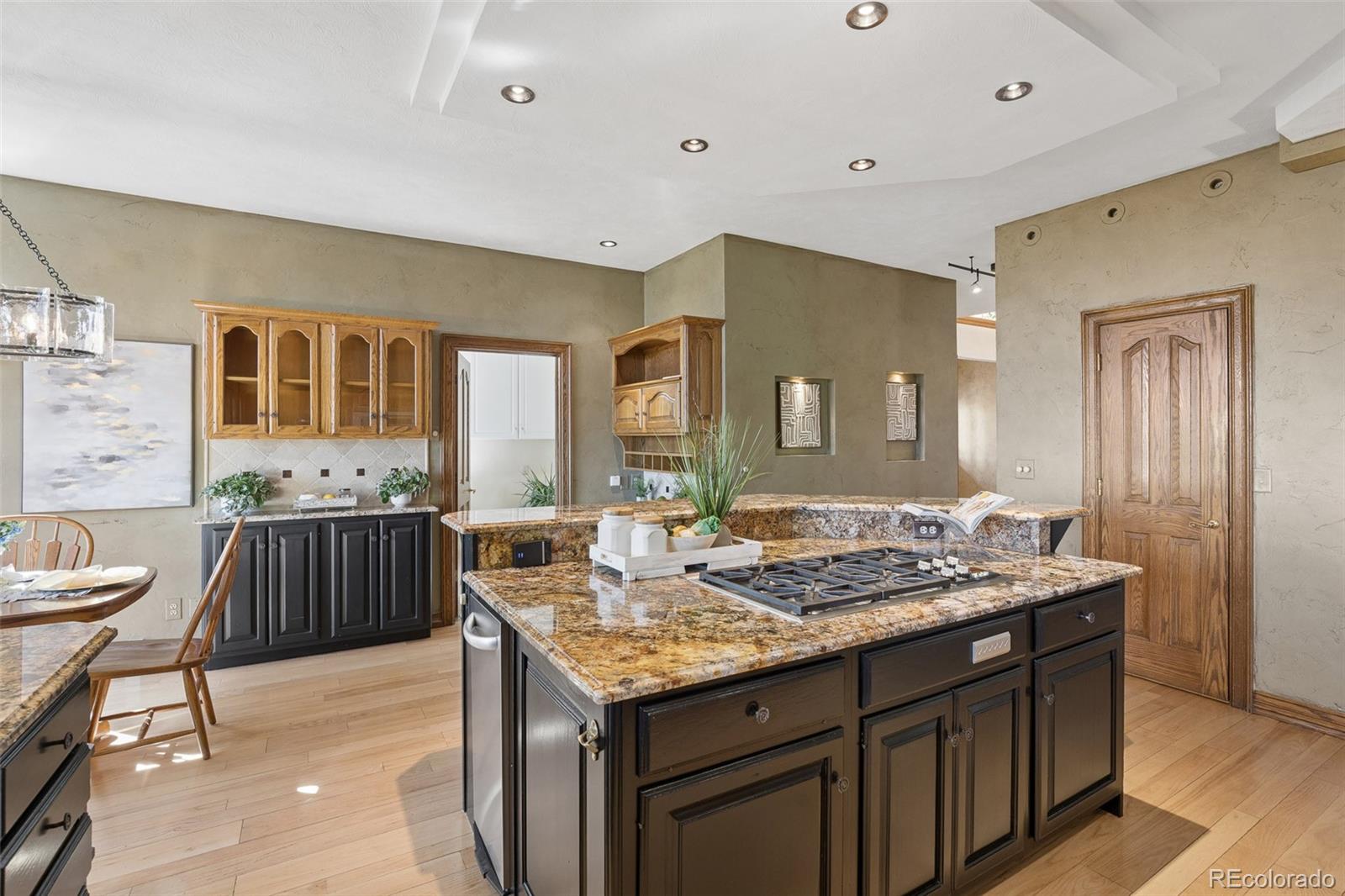 5588 Ponderosa Drive