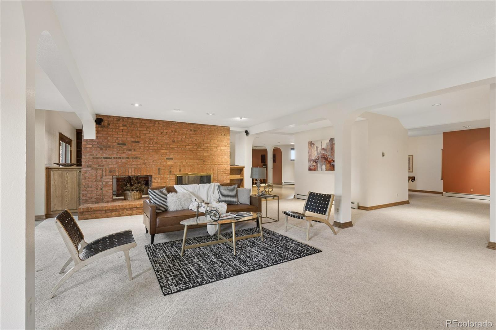 5588 Ponderosa Drive