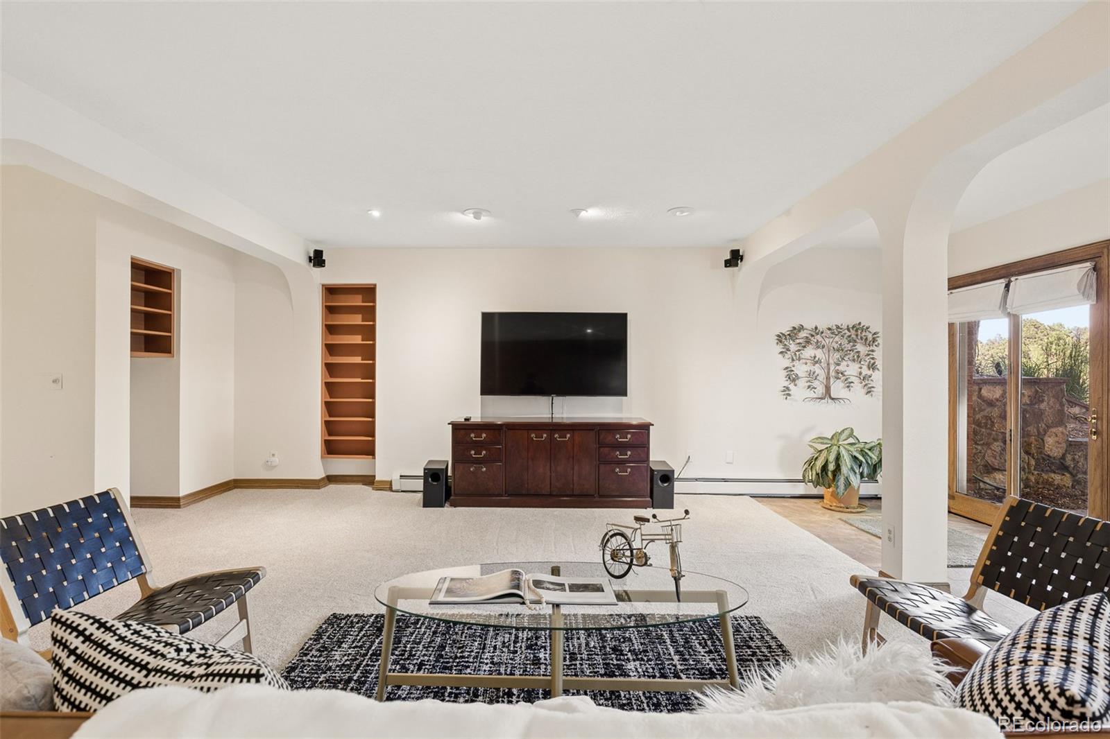 5588 Ponderosa Drive