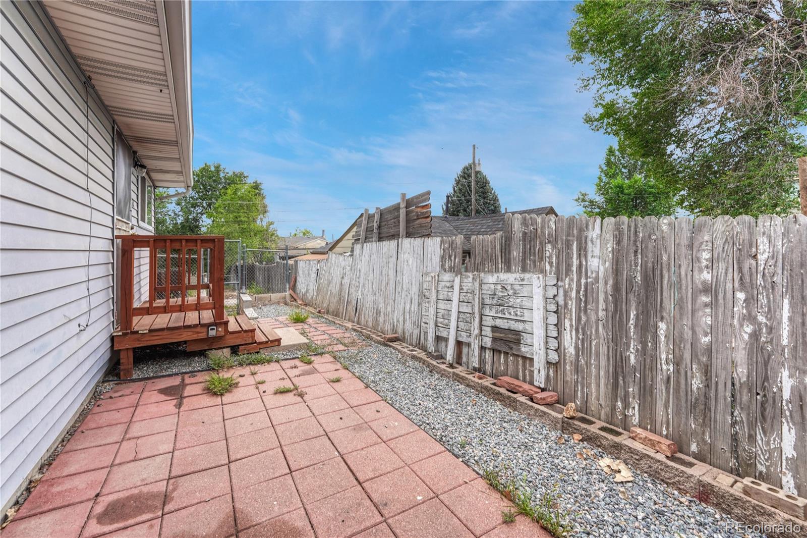 1158 S Navajo Street