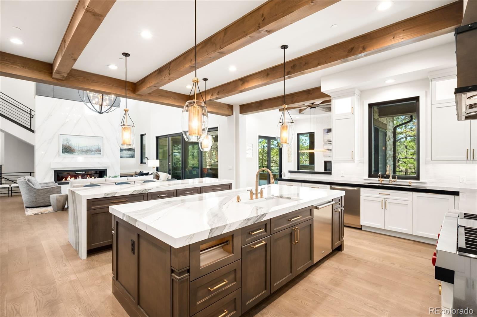 1151 Country Club Parkway