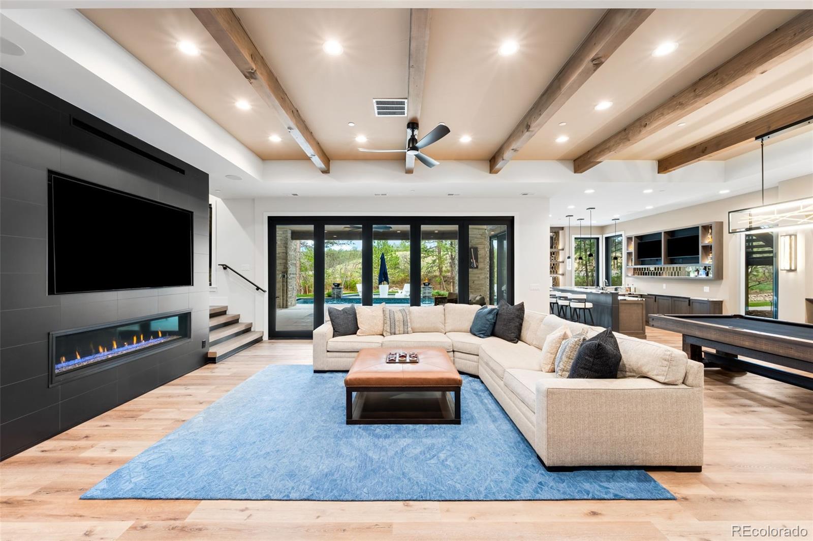 1151 Country Club Parkway