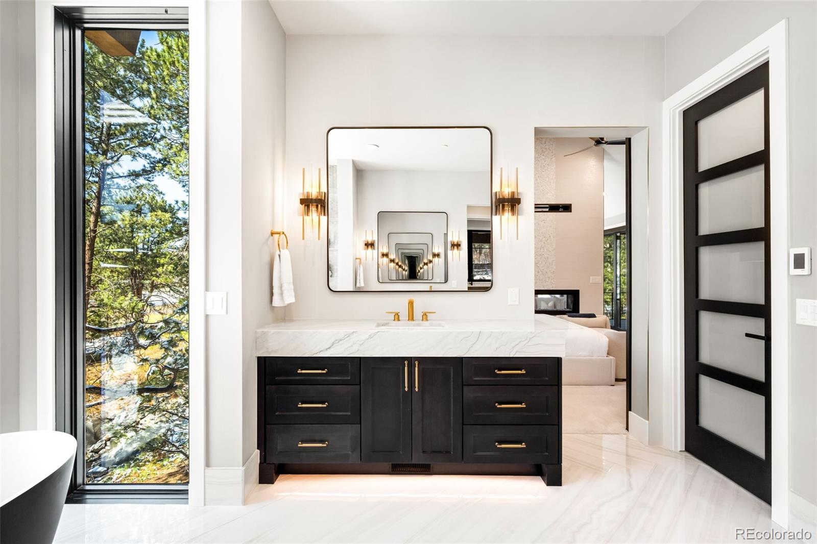 1151 Country Club Parkway