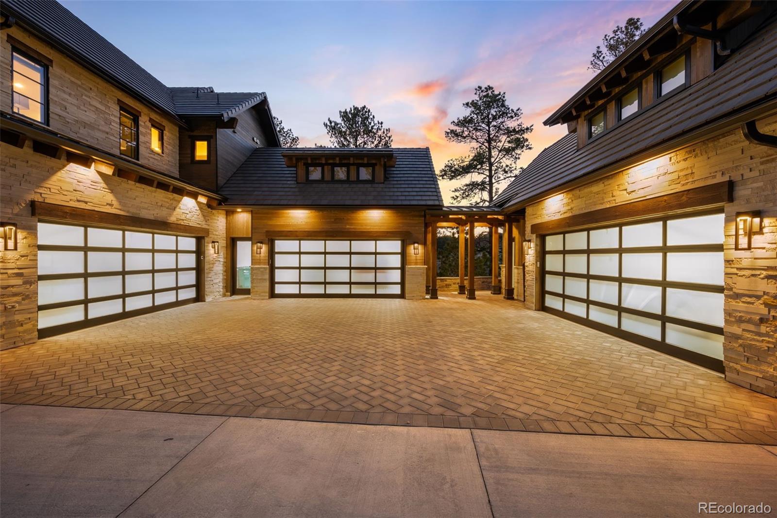 1151 Country Club Parkway