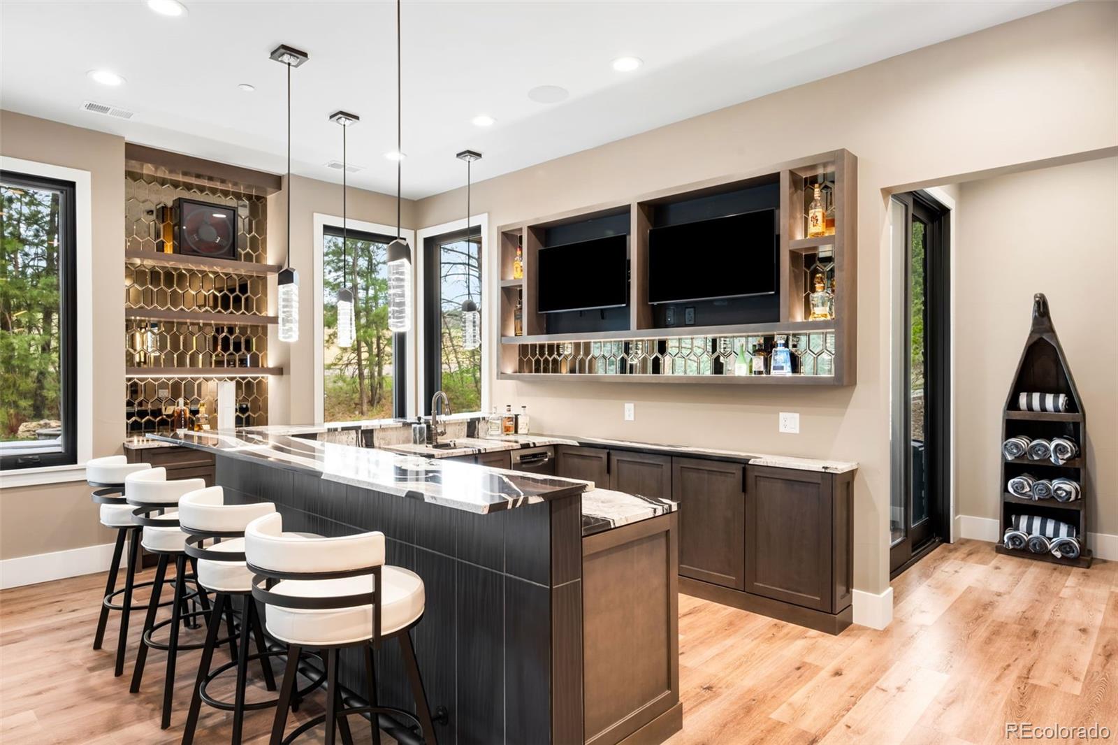 1151 Country Club Parkway