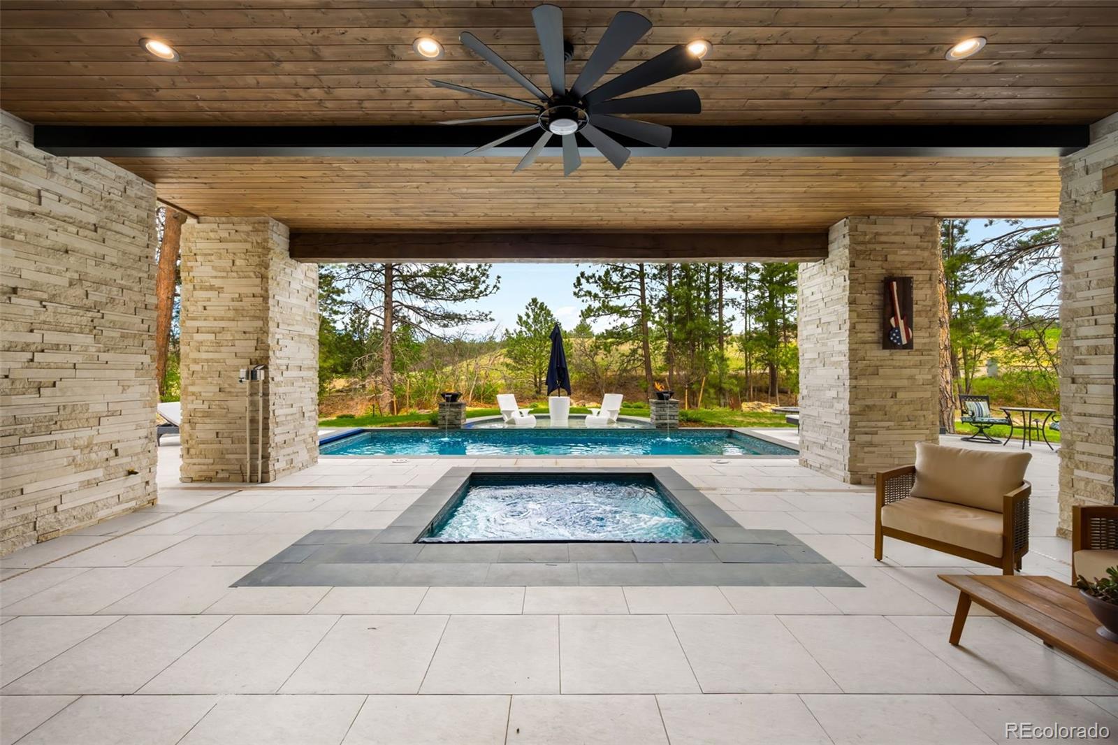 1151 Country Club Parkway