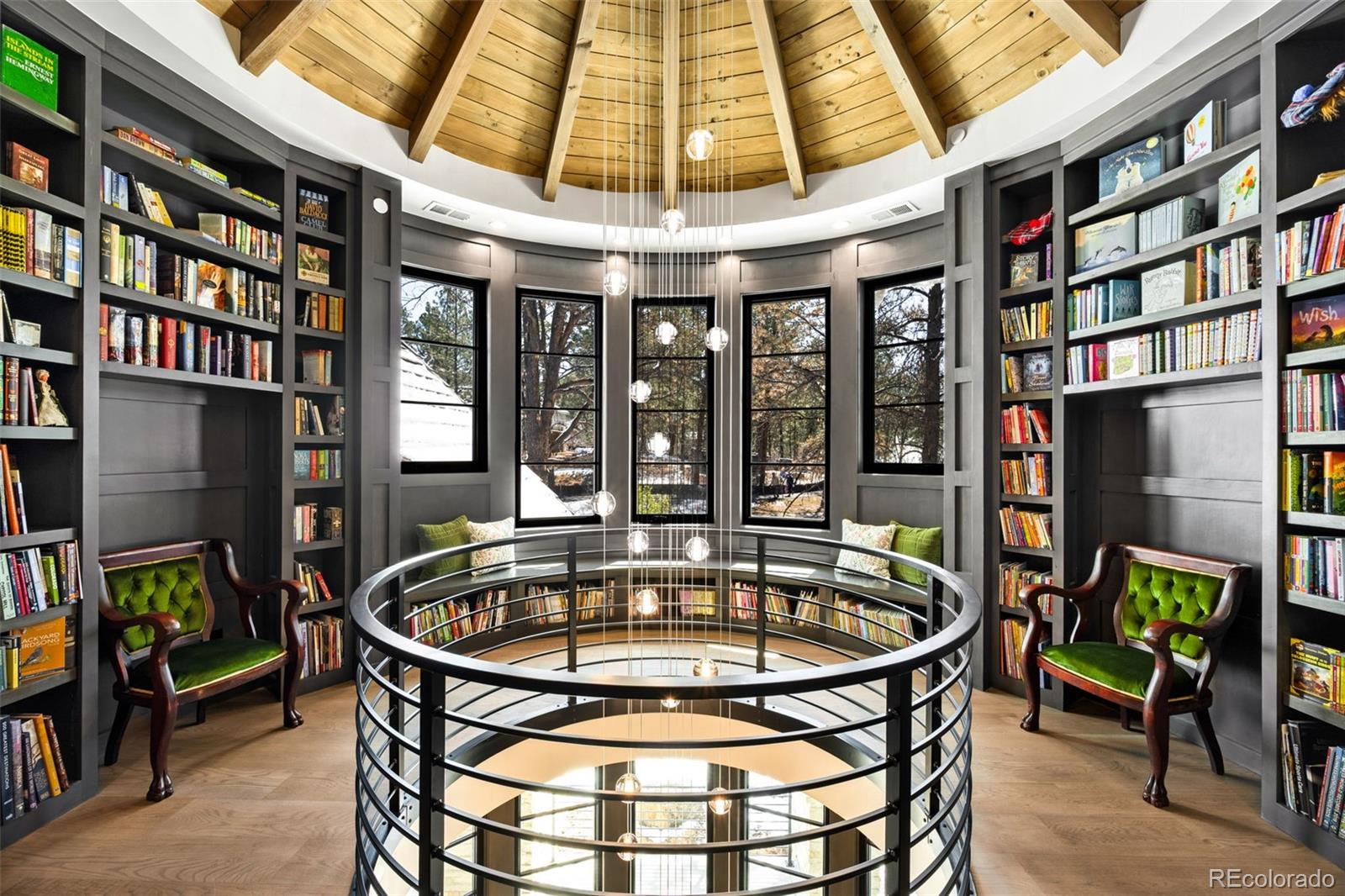 1151 Country Club Parkway