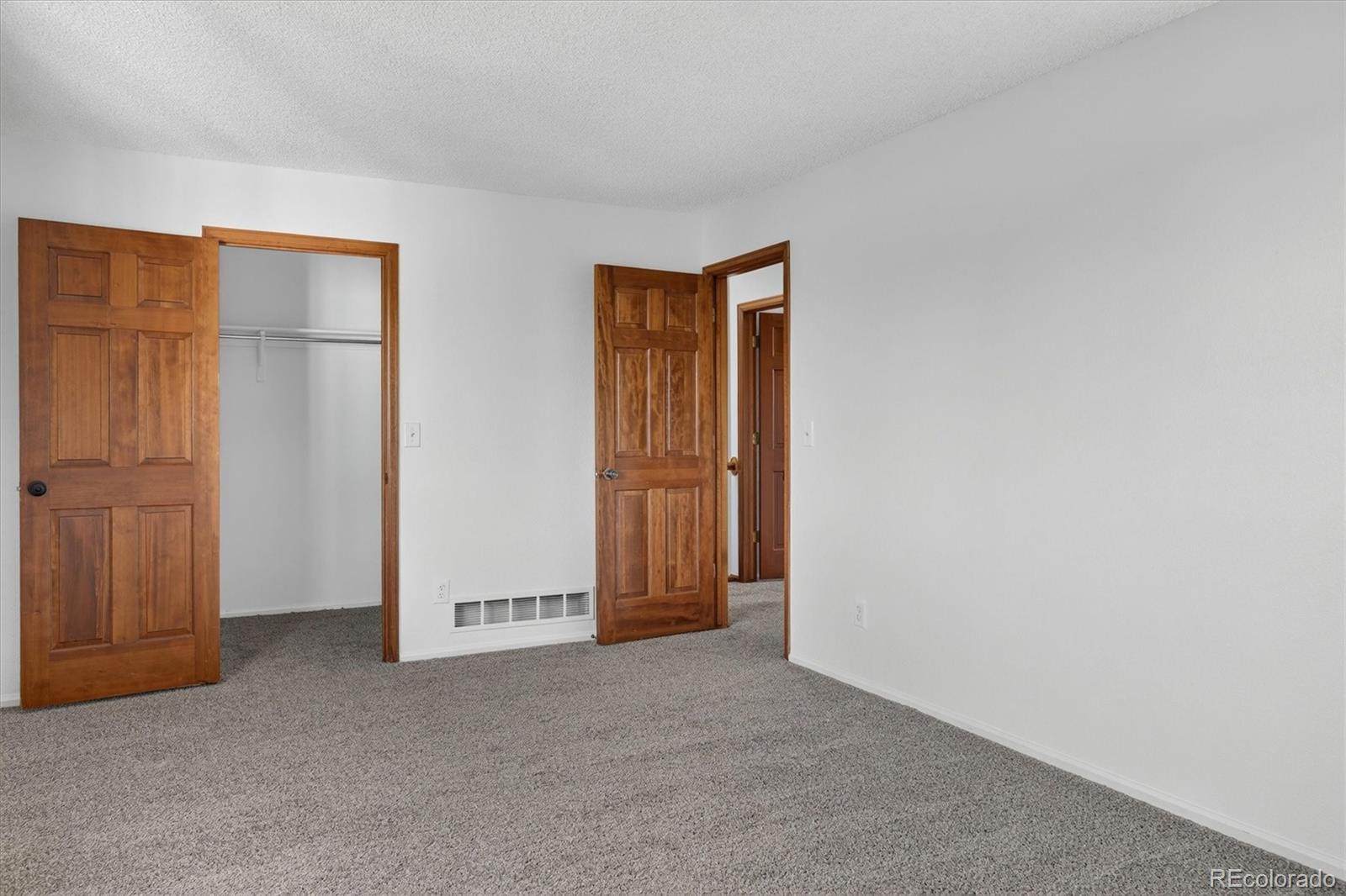 7401 Powderhorn Drive