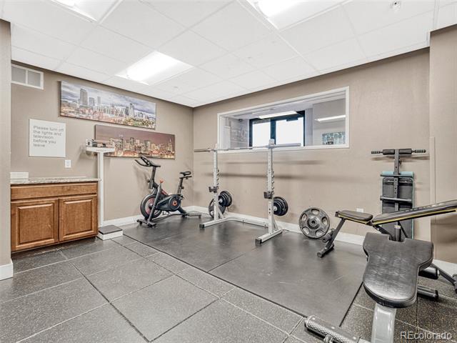 1975 N Grant Street Unit: 604