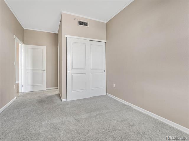 1975 N Grant Street Unit: 604