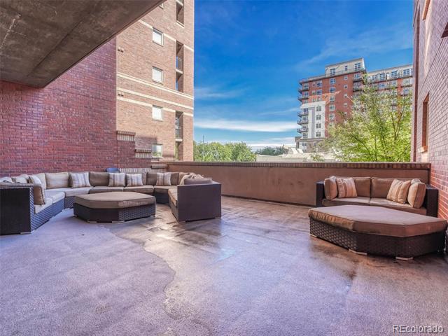 1975 N Grant Street Unit: 604