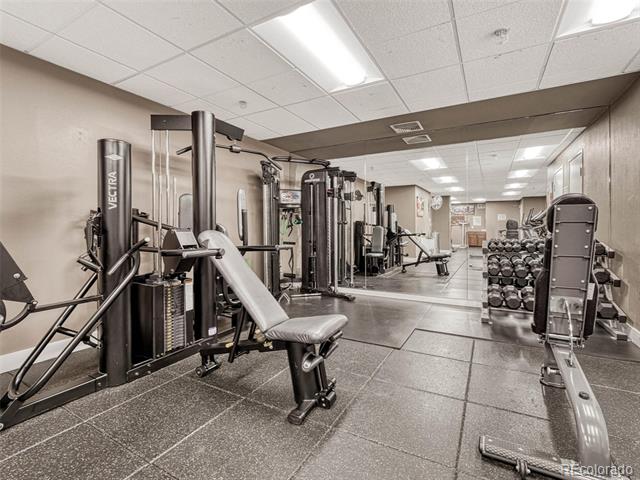 1975 N Grant Street Unit: 604