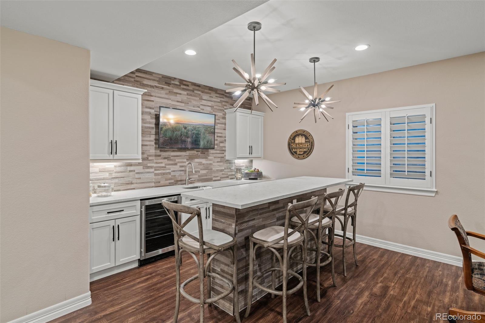 9797 Sunset Hill Circle