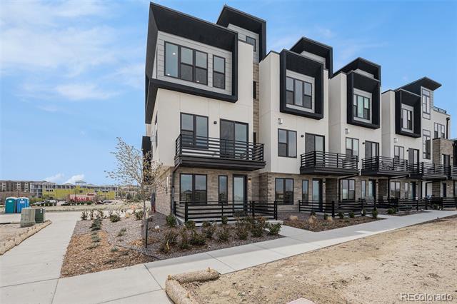 2329 Lakeshore Lane Unit: 14