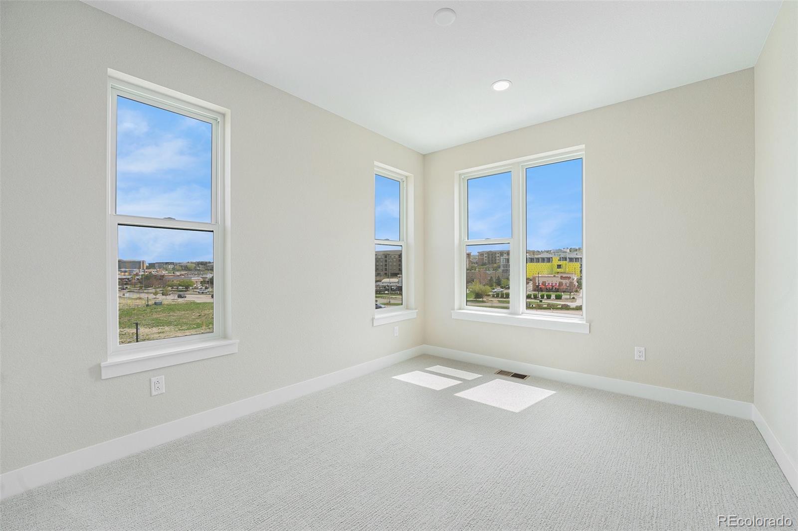 2329 Lakeshore Lane Unit: 14