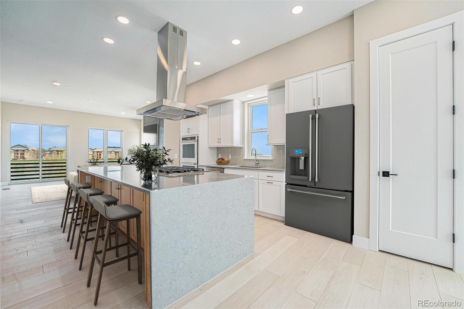 2329 Lakeshore Lane Unit: 14
