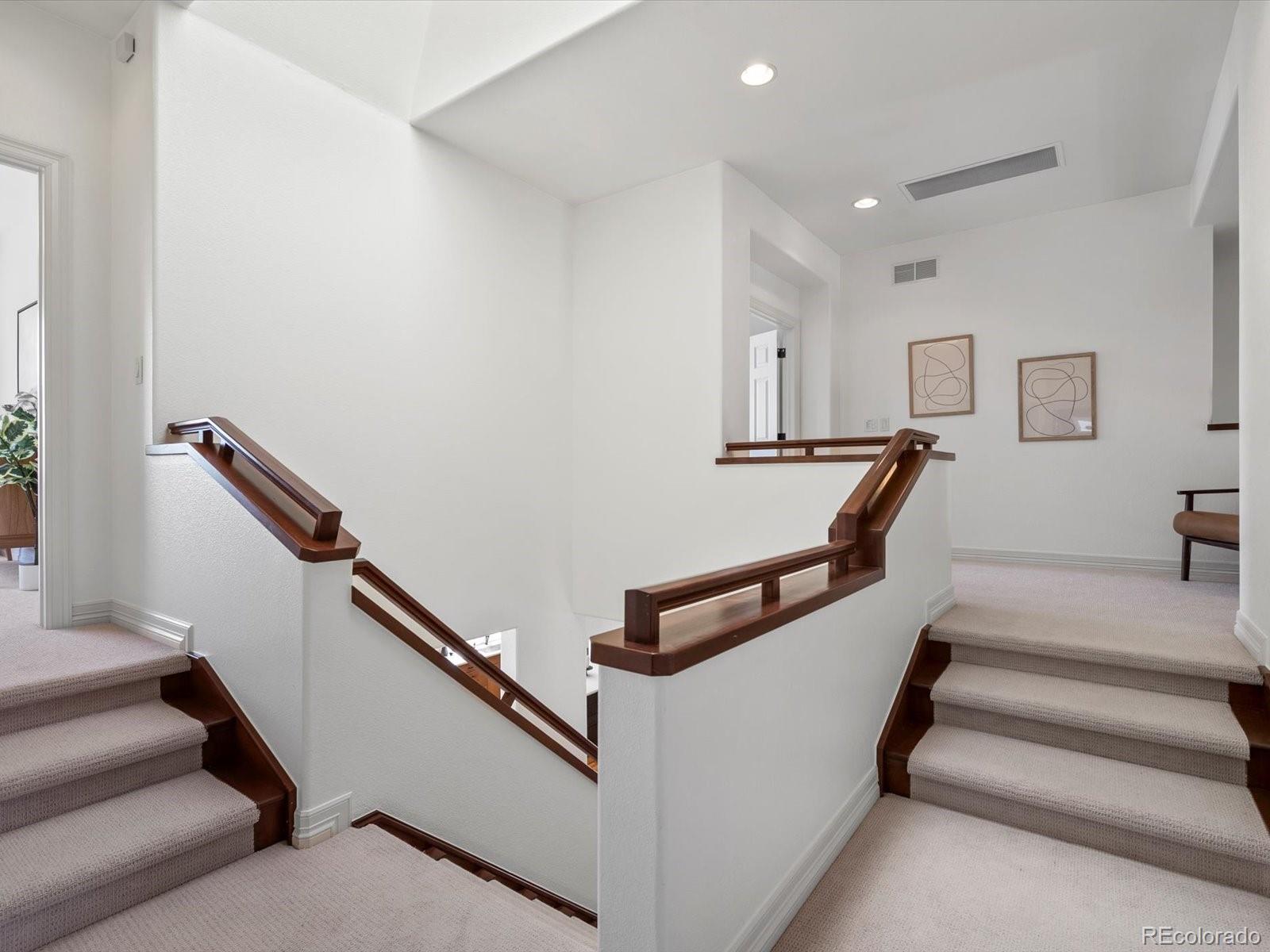 10057 S Shadow Hill Drive