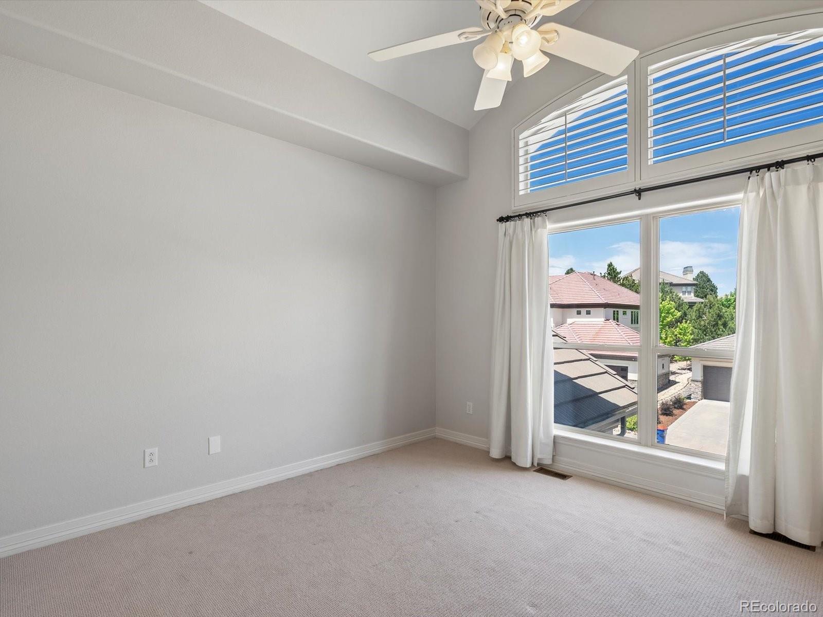 10057 S Shadow Hill Drive
