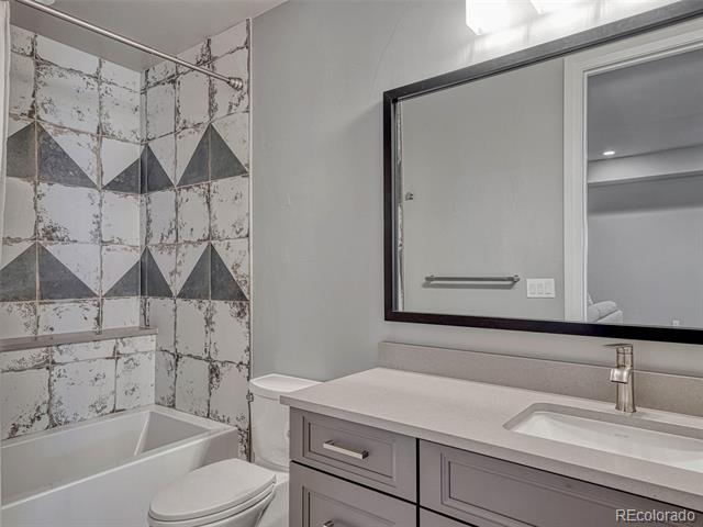 2690 Fox View Trail