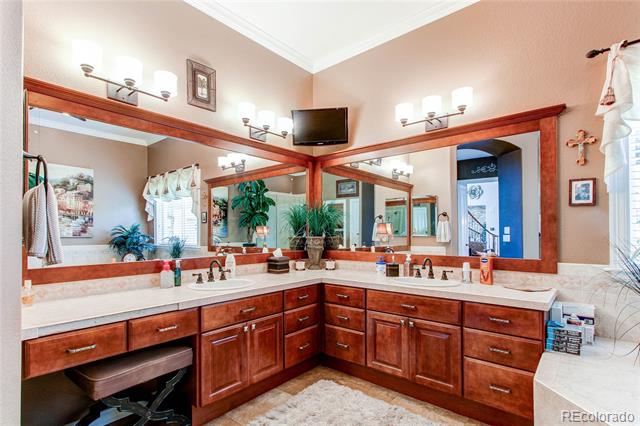 21931 E Ridge Trail Circle