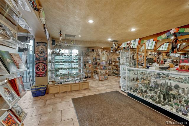 2775 S Broadway