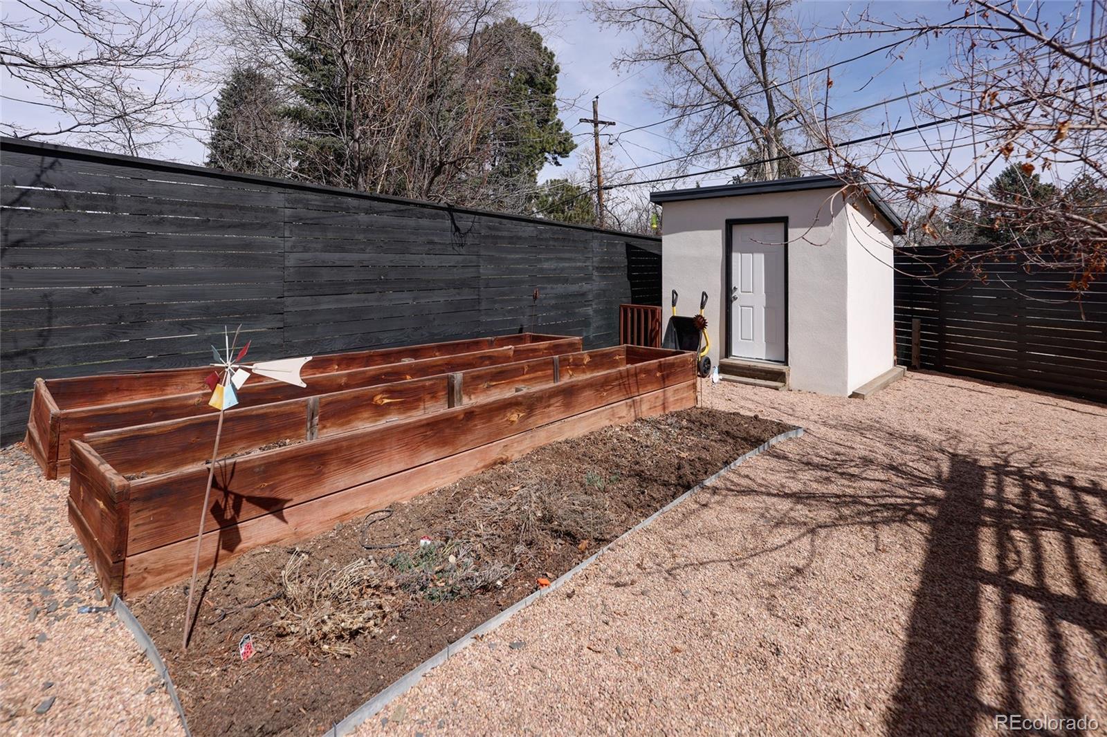1420 S Dahlia Street