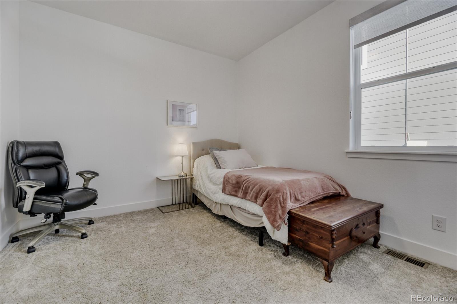 18077 Tree Sparrow Avenue