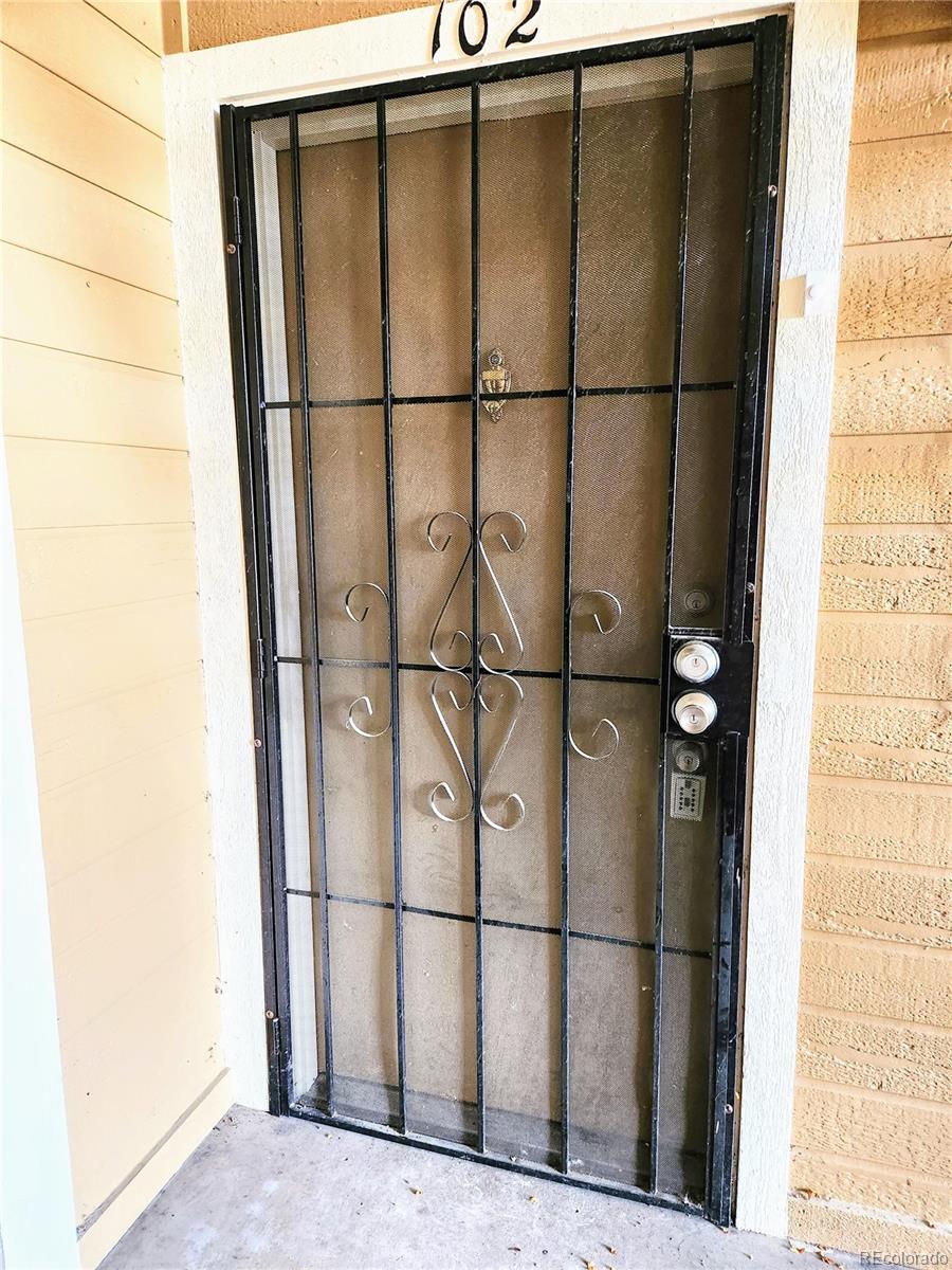 1075 S Elkhart Way Unit: 102
