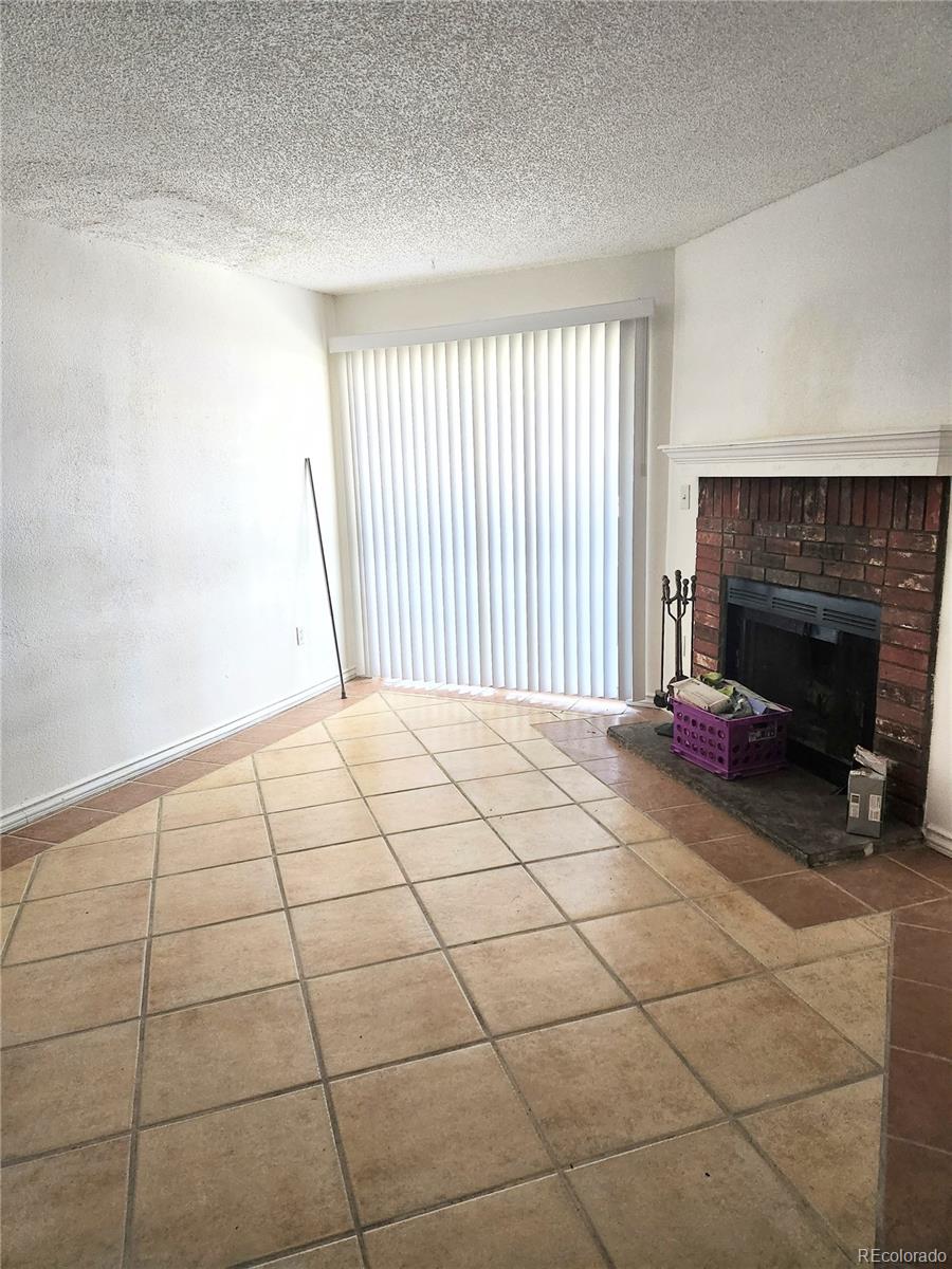 1075 S Elkhart Way Unit: 102