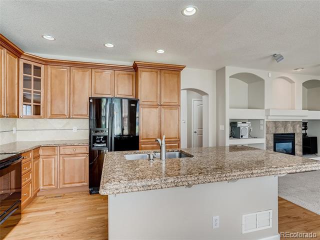 22702 E Fremont Place