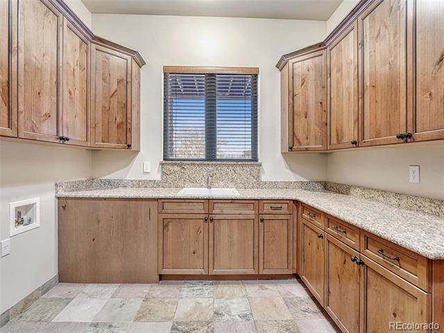 6953 Tremolite Drive