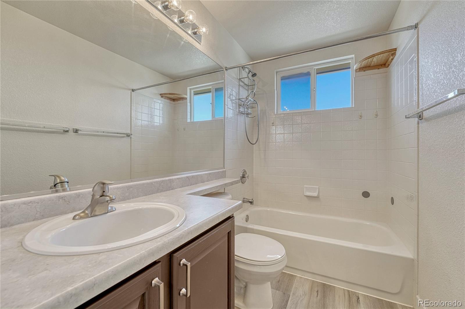 18295 Michigan Creek Way