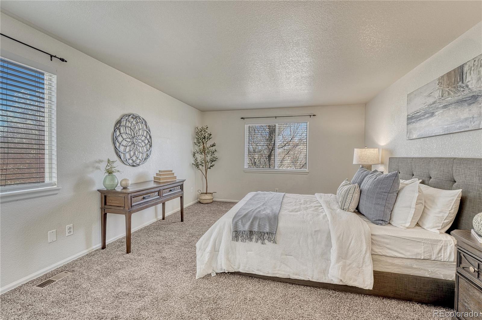 18295 Michigan Creek Way