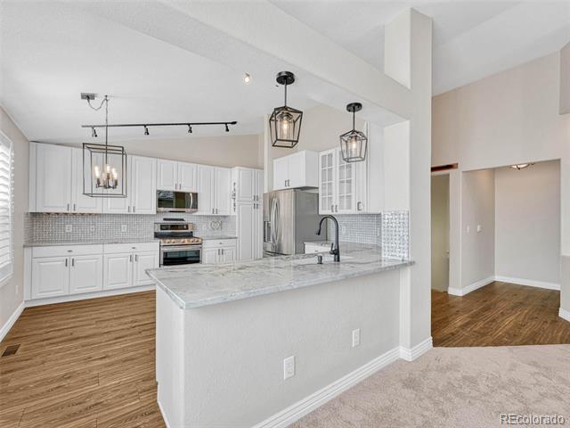 9012 Goosander Way