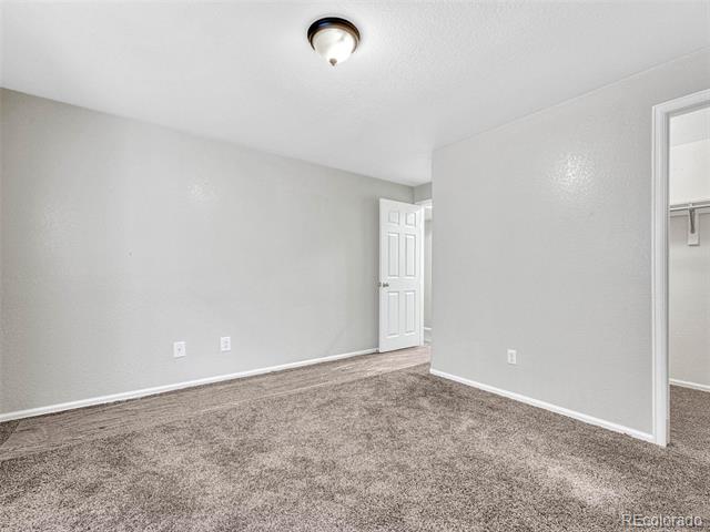 9012 Goosander Way