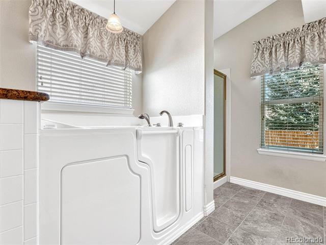 9012 Goosander Way