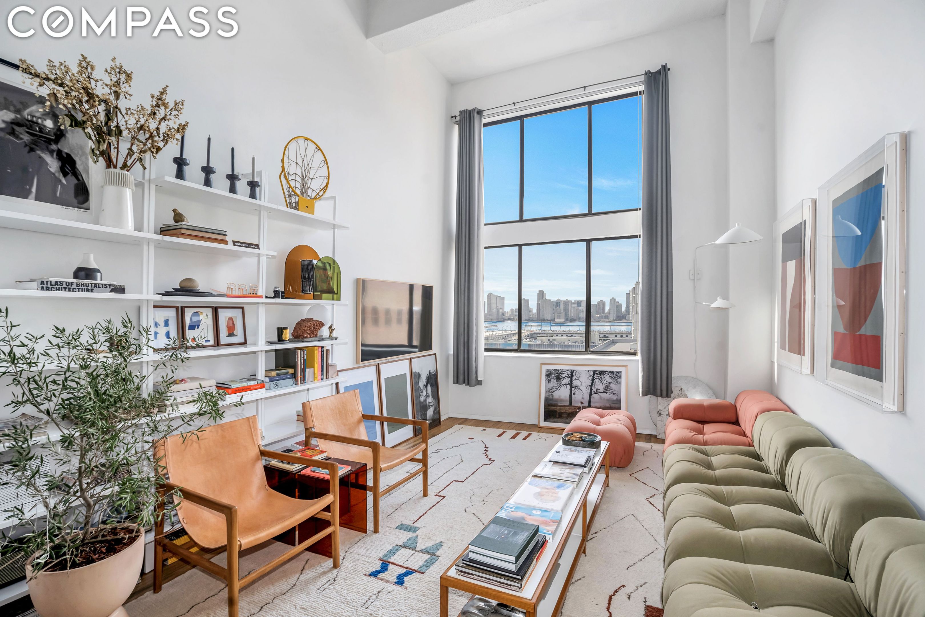 421 Hudson Street 716