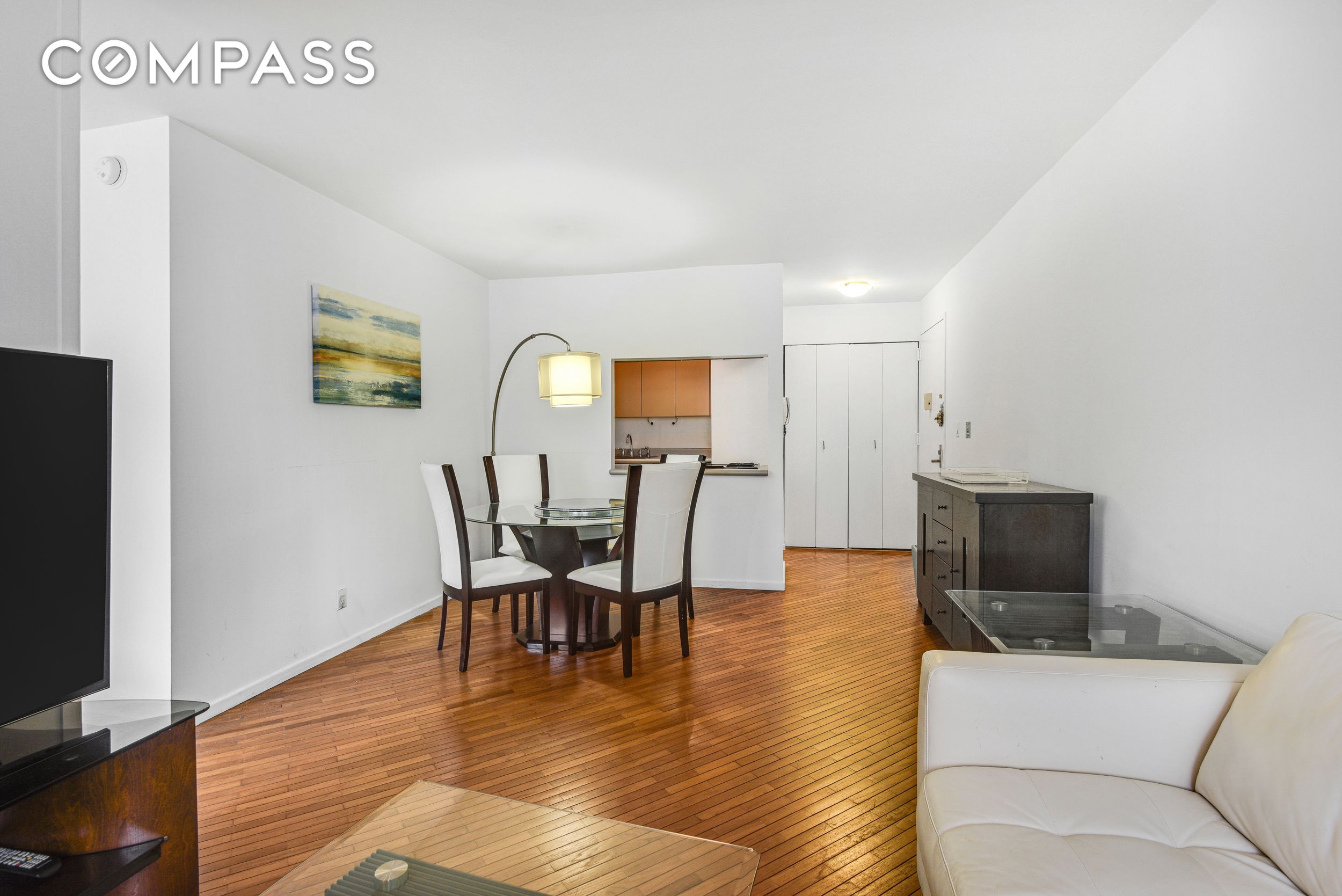 400 E 70th Street 607