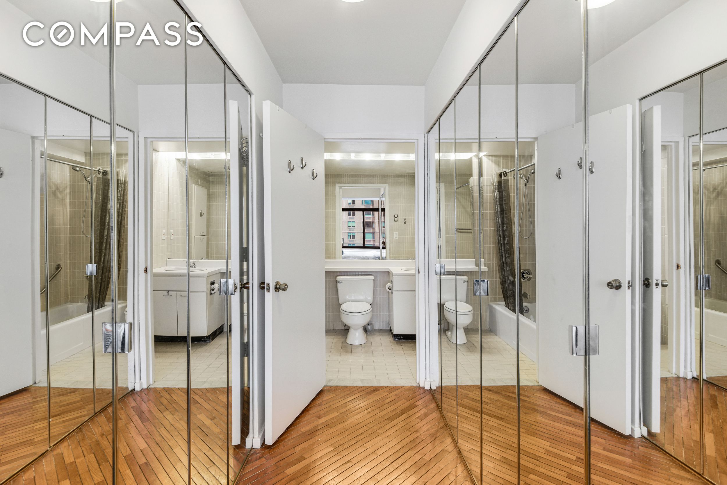 400 E 70th Street 607