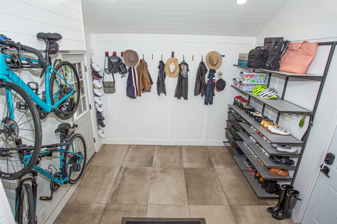 517 Sage Creek Canyon DRIVE