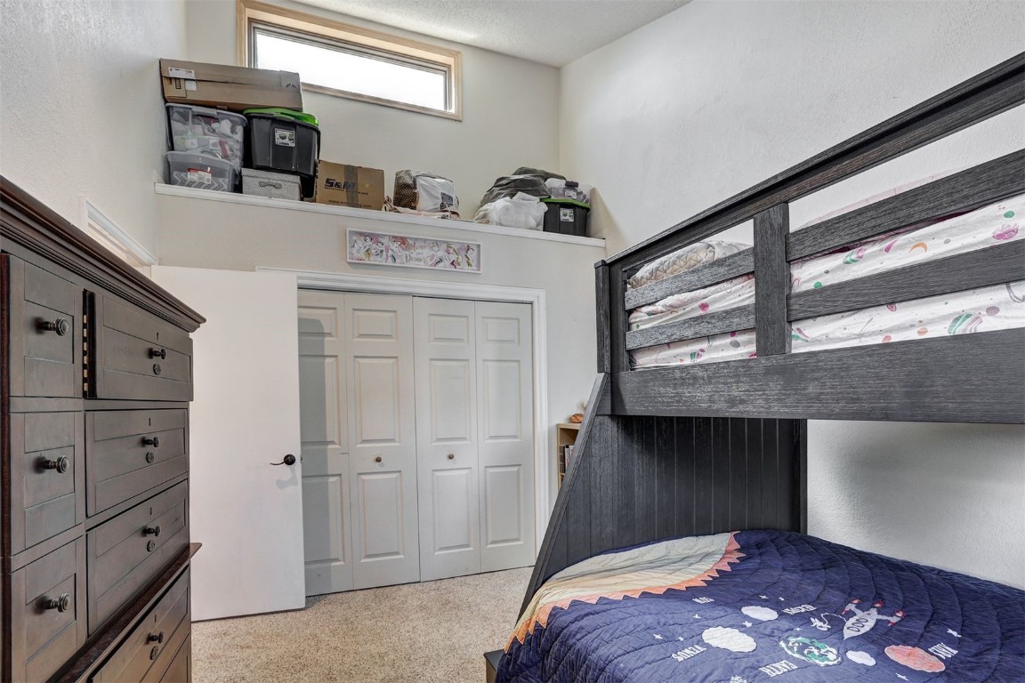 1612 N Chipmunk LANE
