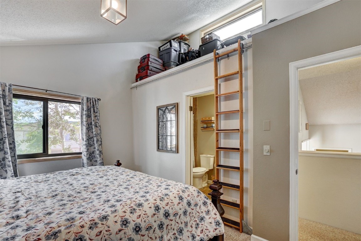 1612 N Chipmunk LANE