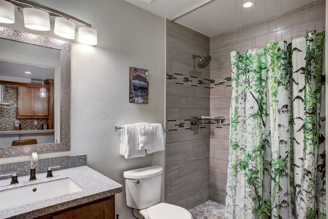 520 S French STREET 1B