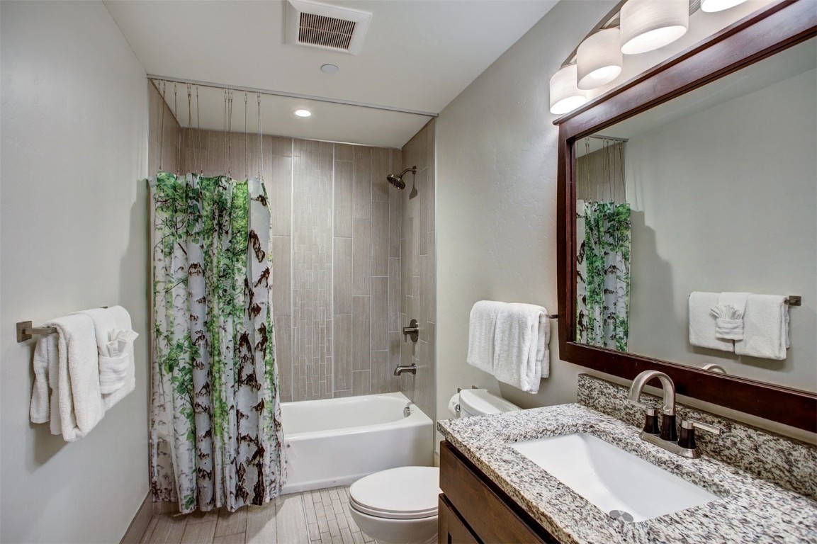 520 S French STREET 1C