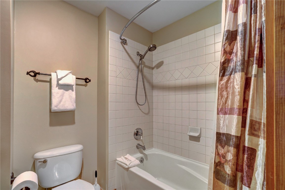 150 Dercum SQUARE 8497