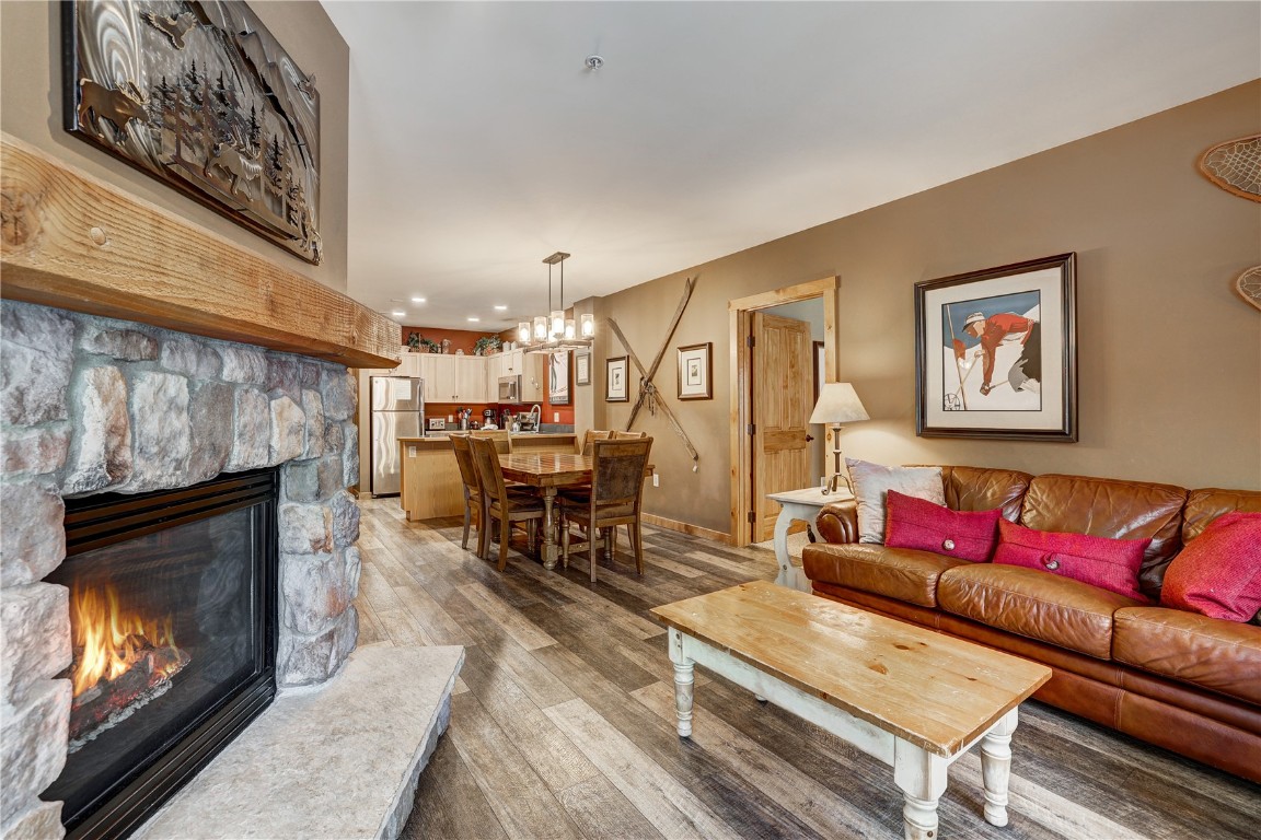 150 Dercum SQUARE 8497