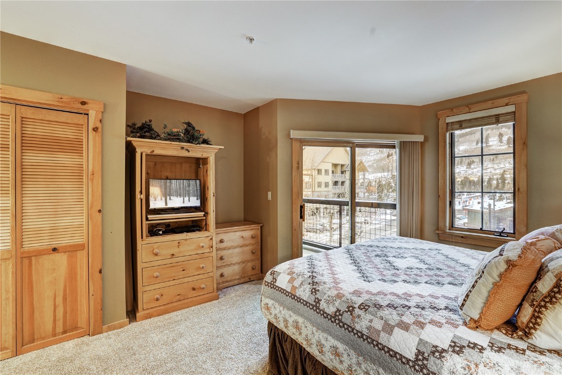 150 Dercum SQUARE 8497