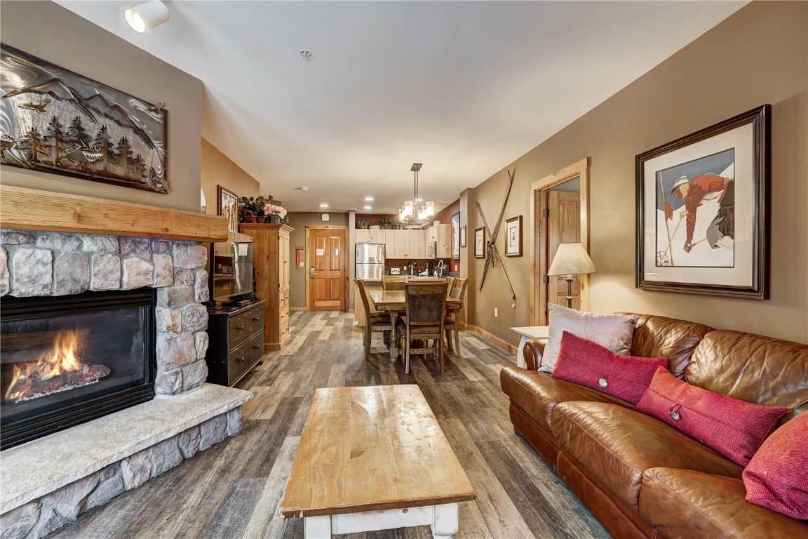 150 Dercum SQUARE 8497