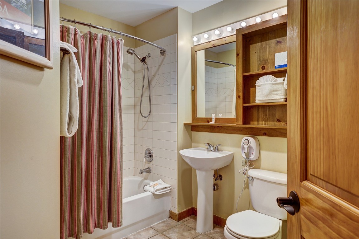 150 Dercum SQUARE 8497
