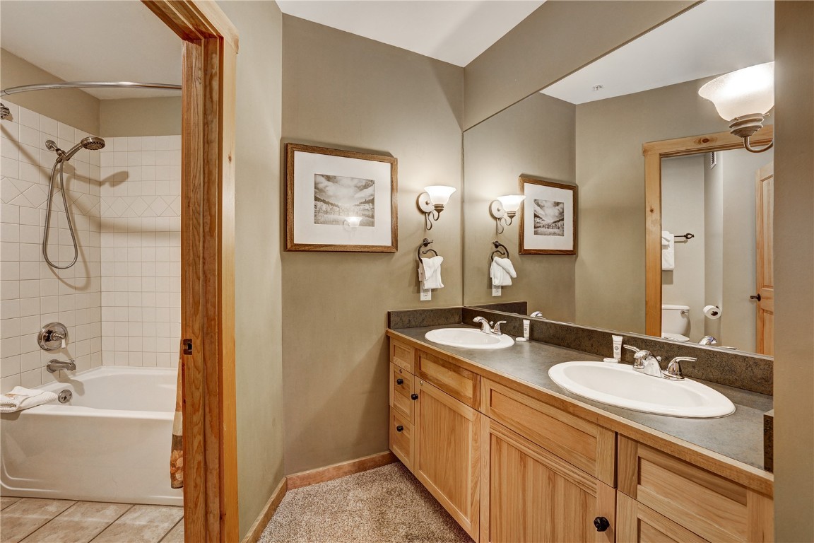 150 Dercum SQUARE 8497